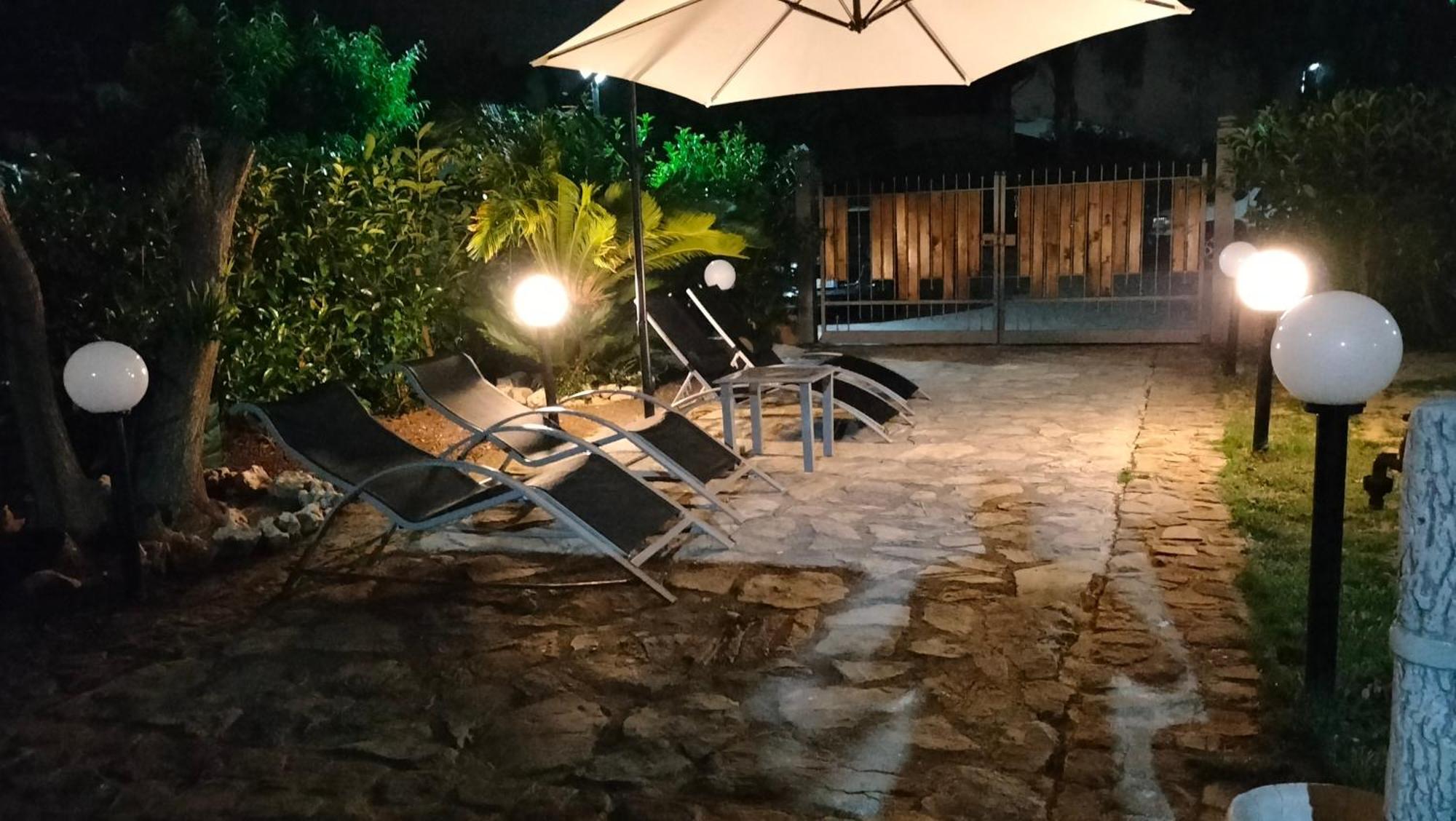 Home La Palmetta Campofelice Di Roccella Dış mekan fotoğraf